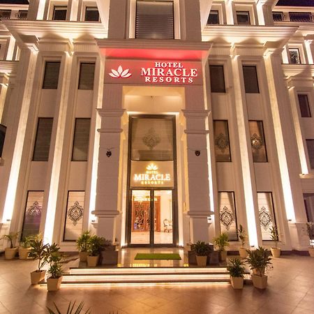 Hotel Miracle Resort Phagwara Exterior photo